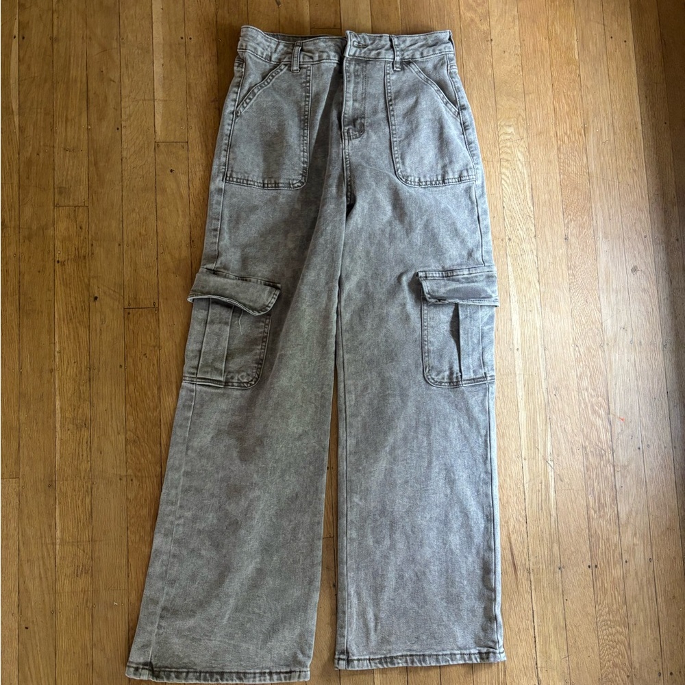 Wide Leg Cargo Pants